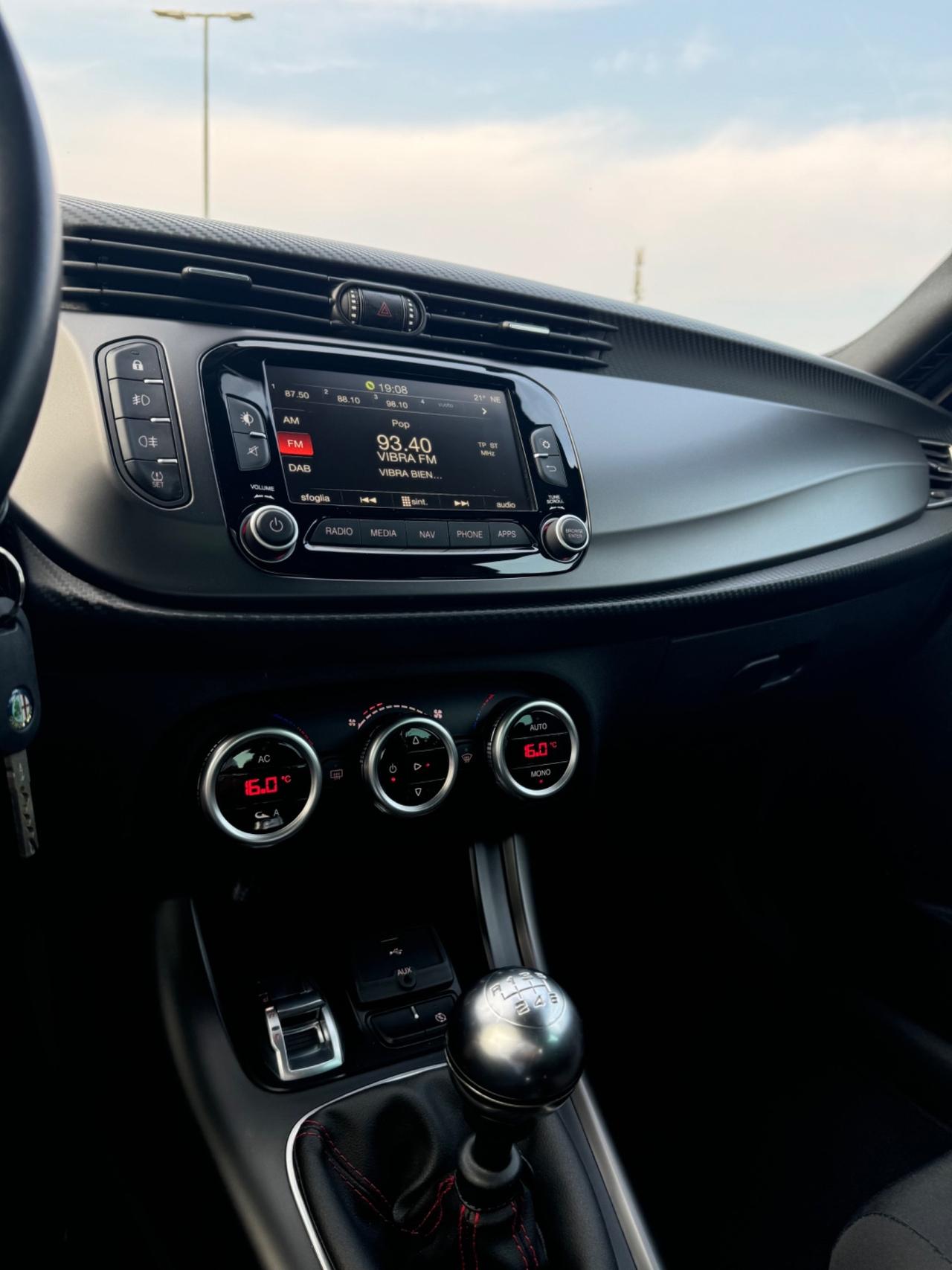 Alfa Romeo Giulietta 1.6 JTDm-2 105 CV Exclusive