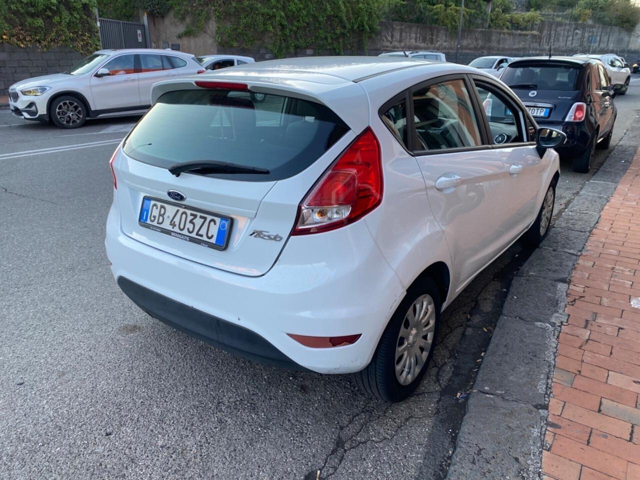 Ford Fiesta 1.4 5p. Bz.- GPL Titanium