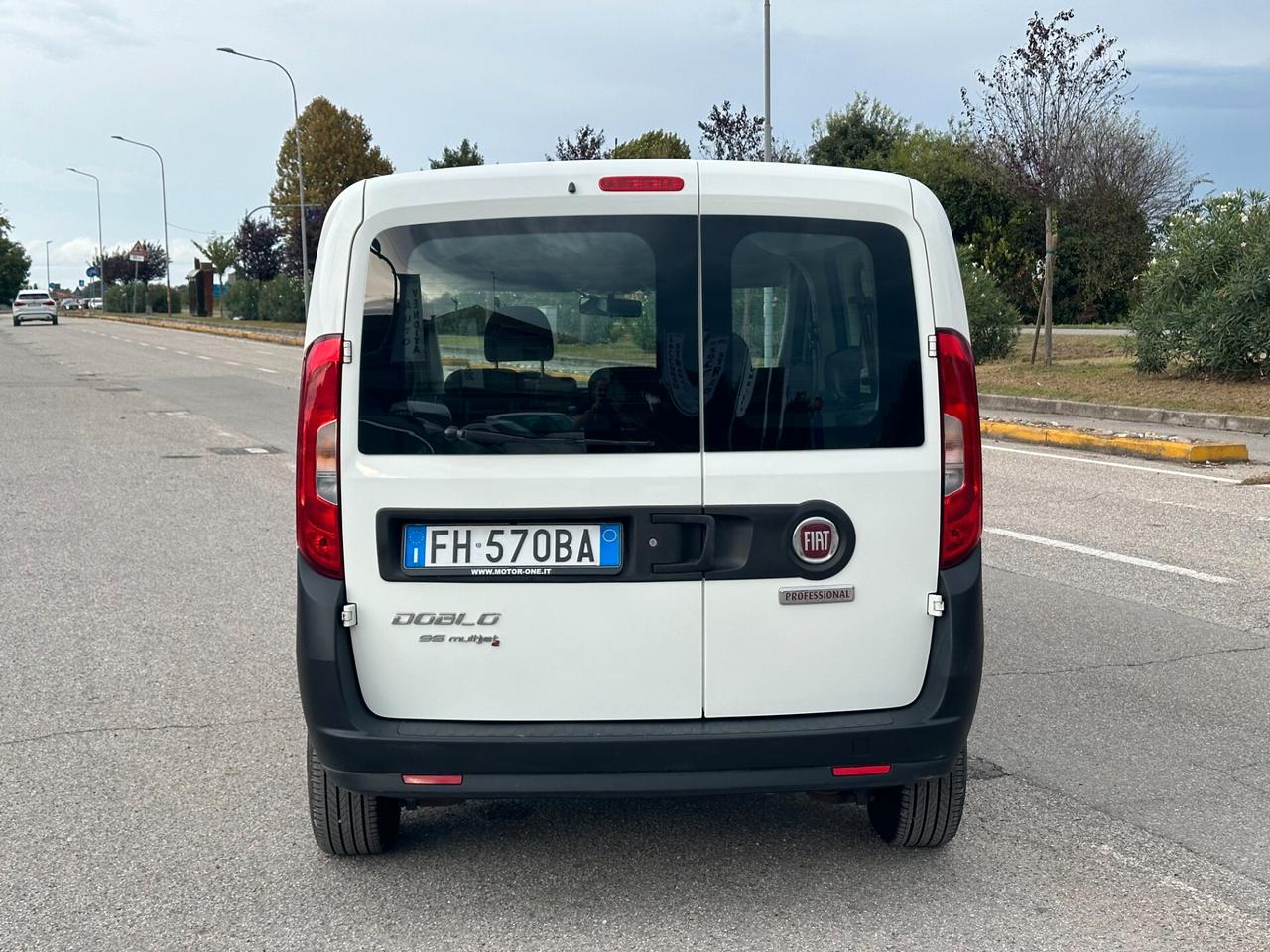 Fiat Doblo 1.3 MJT AUTOCARRO 5 POSTI 1.3 Mijet