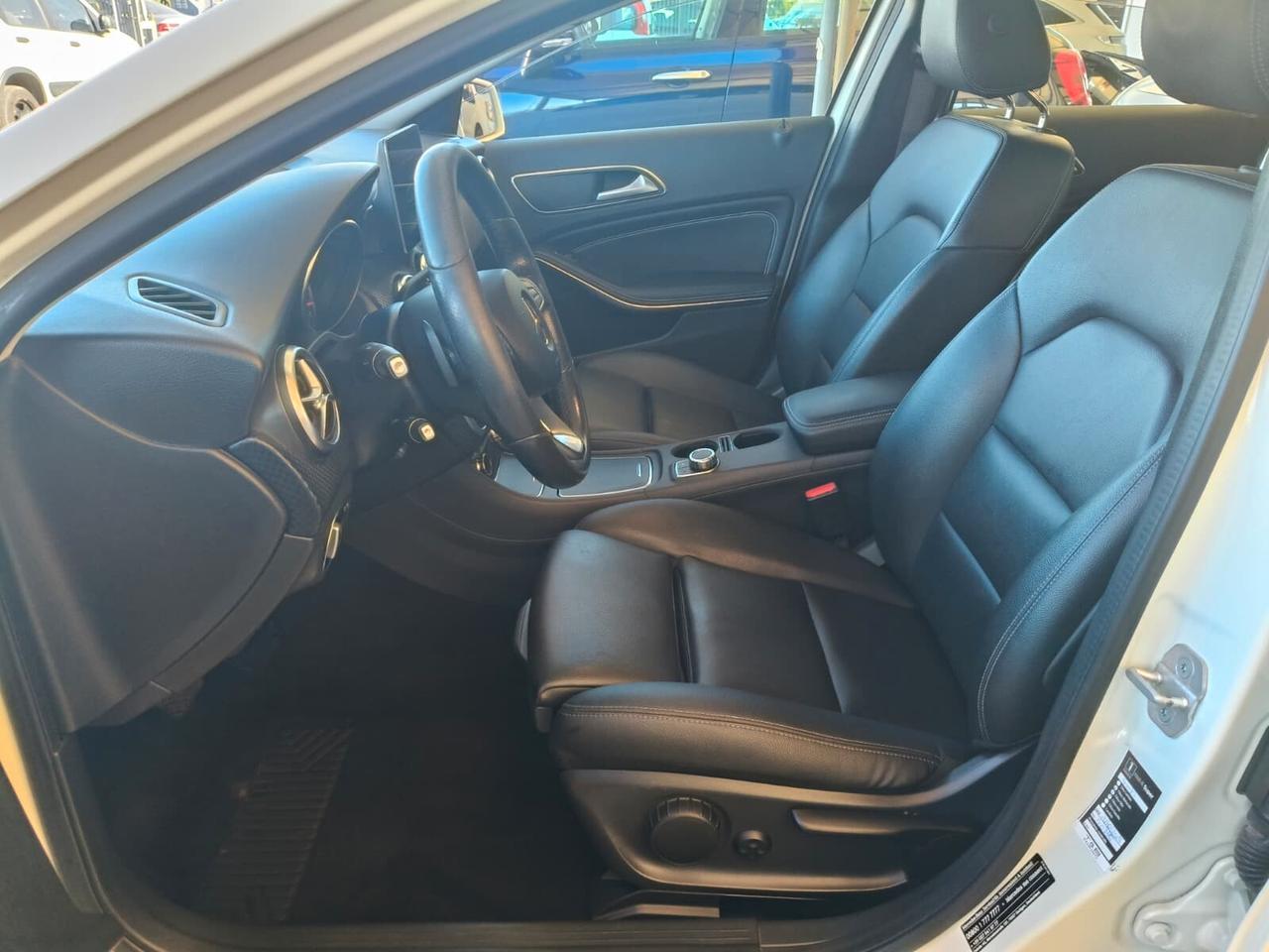 Mercedes-benz A 250 4Matic Automatic Premium