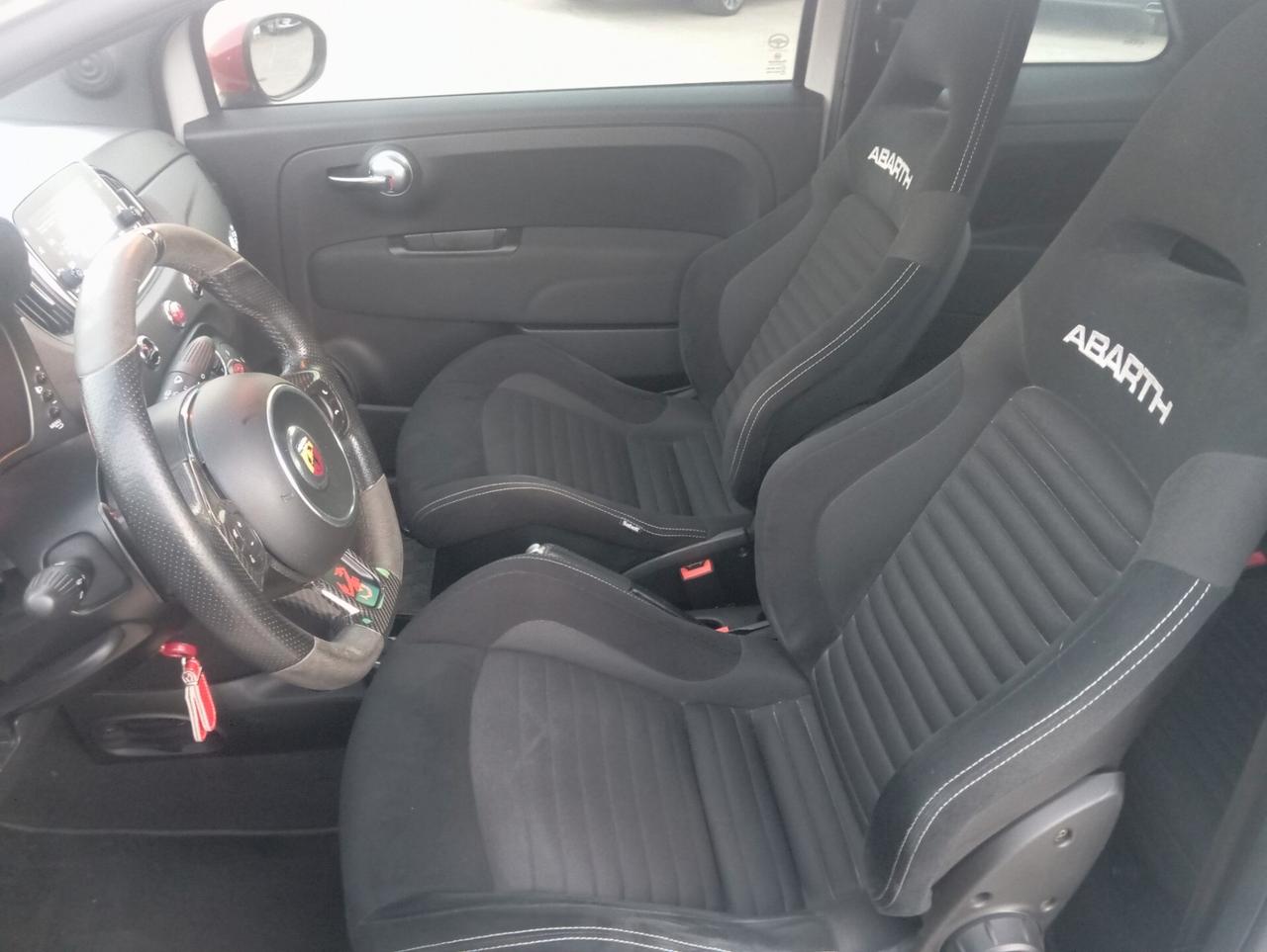 Abarth 595 1.4 Turbo T-Jet 180CV