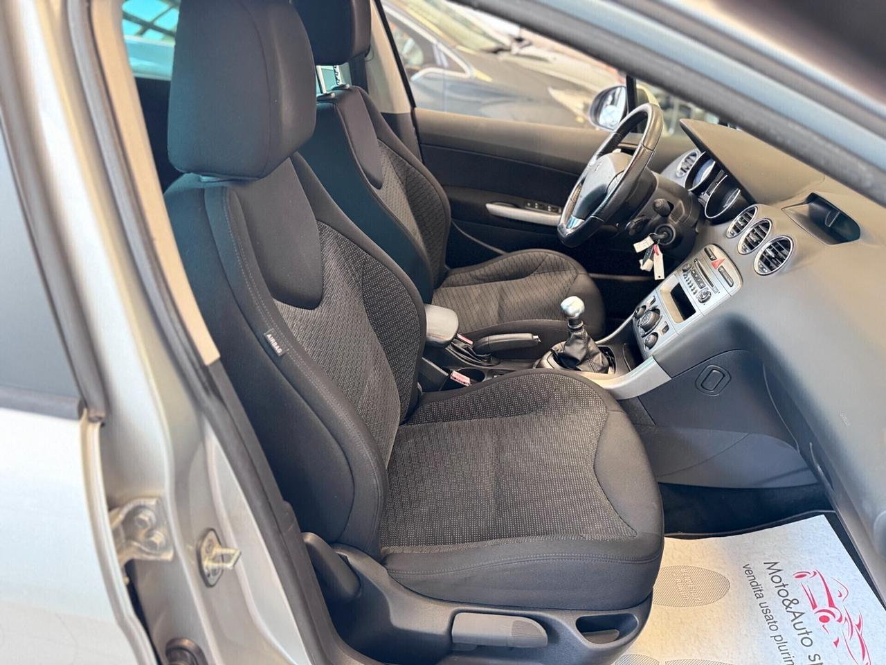 Peugeot 308 1.6 HDi 110CV SW Ciel Féline