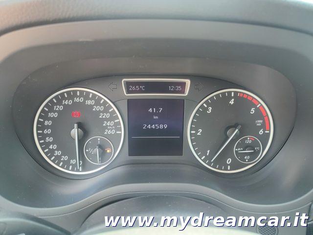 MERCEDES-BENZ B 180 CDI Executive