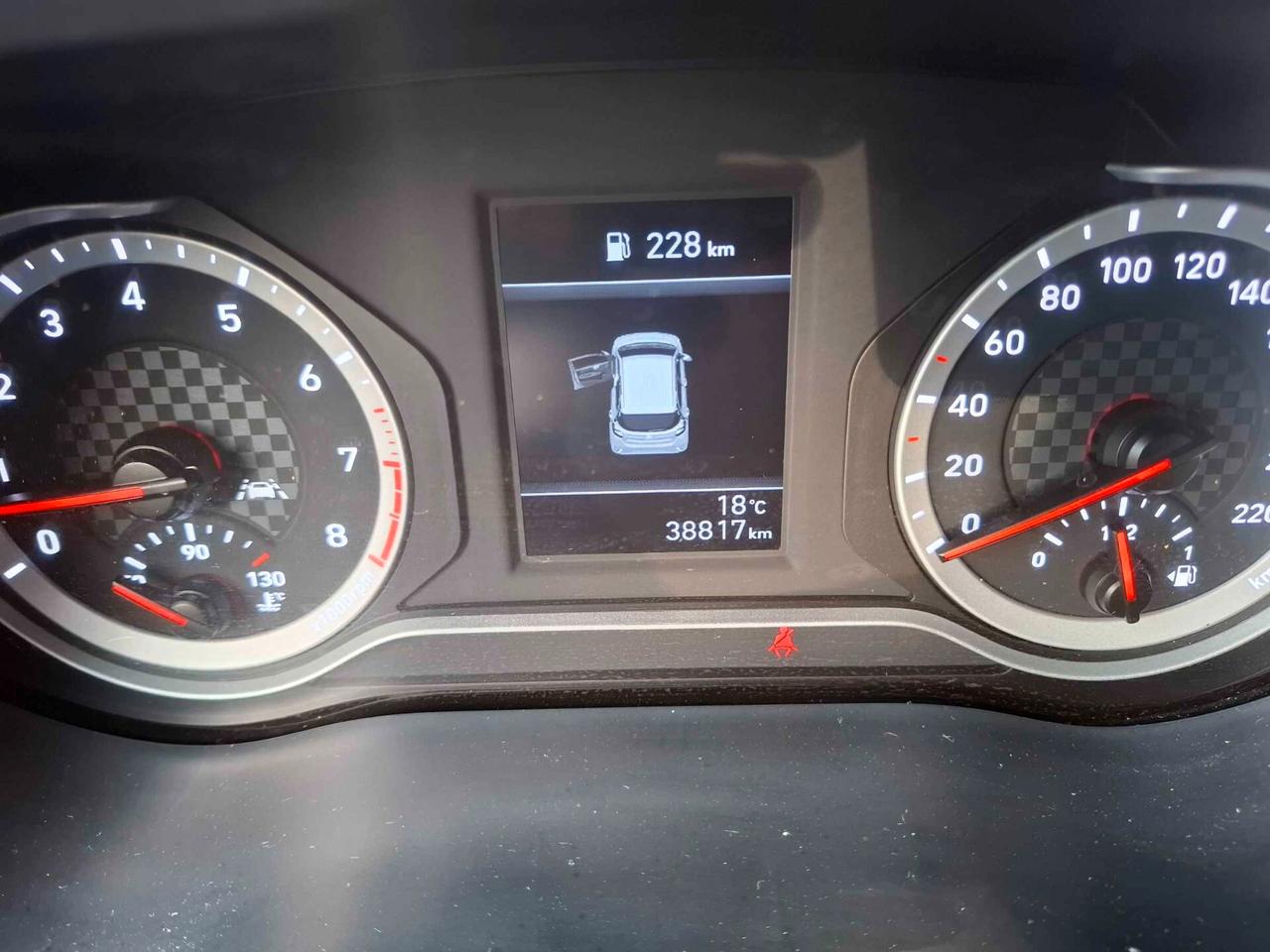 Hyundai i10 1.0 BENZINA - 2022 BICOLORE
