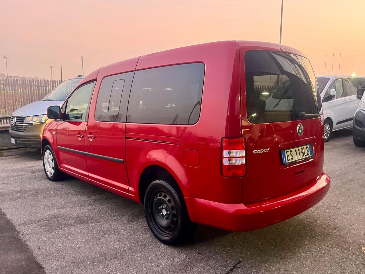 Volkswagen Caddy Maxi 1.6 TDI 7 POSTI