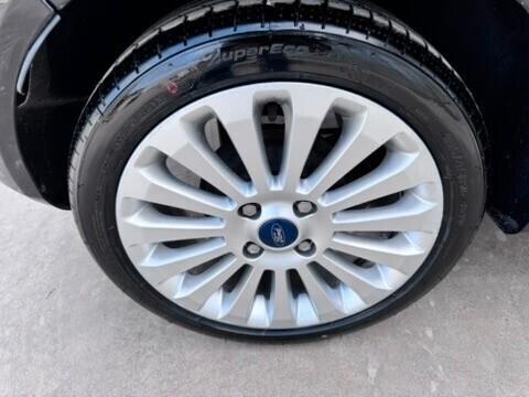 Ford Fiesta 1.6 TDCi 90CV 5 porte DPF Titanium