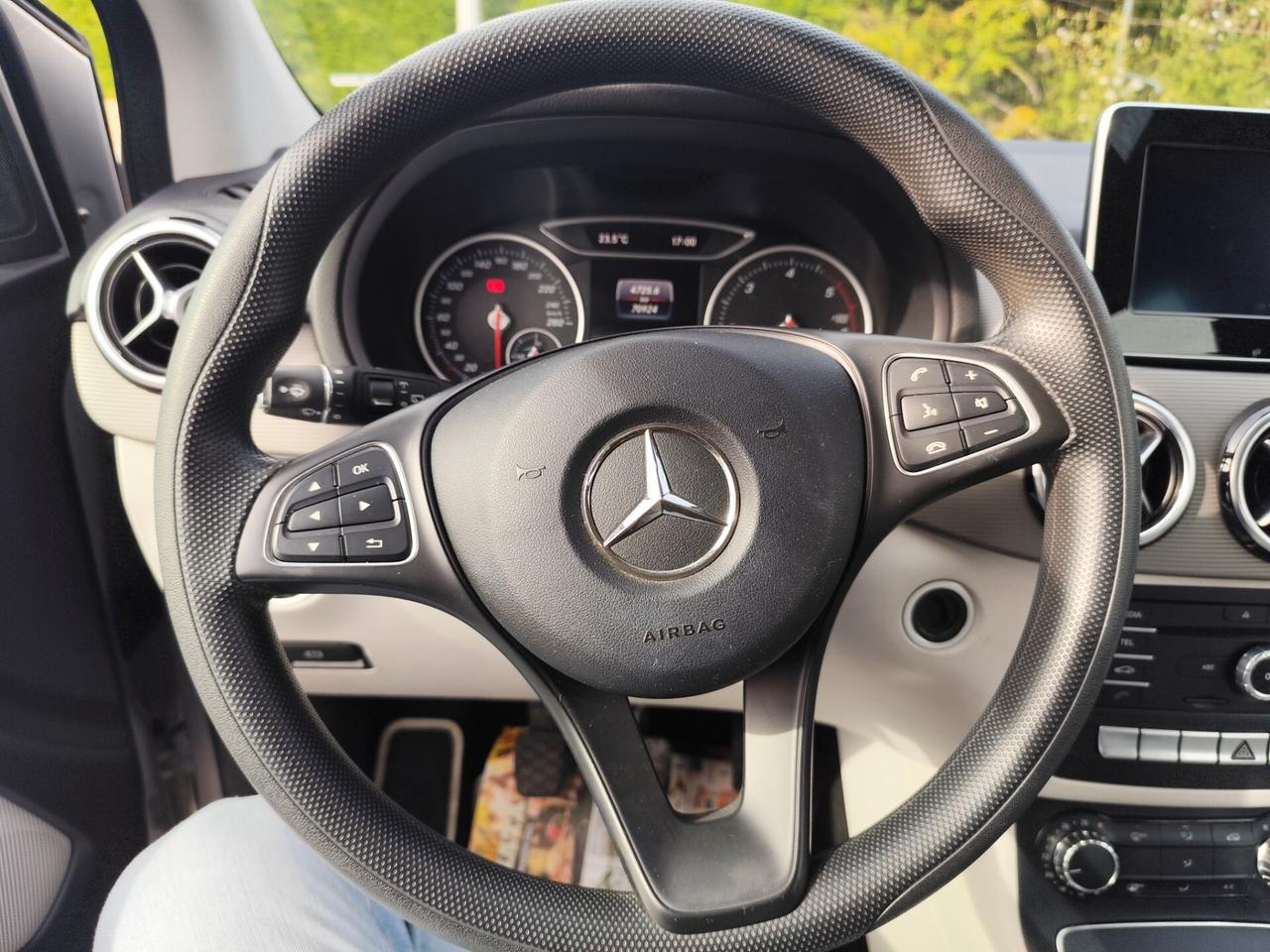 Mercedes-benz B 180 d FULL 70.000 KM