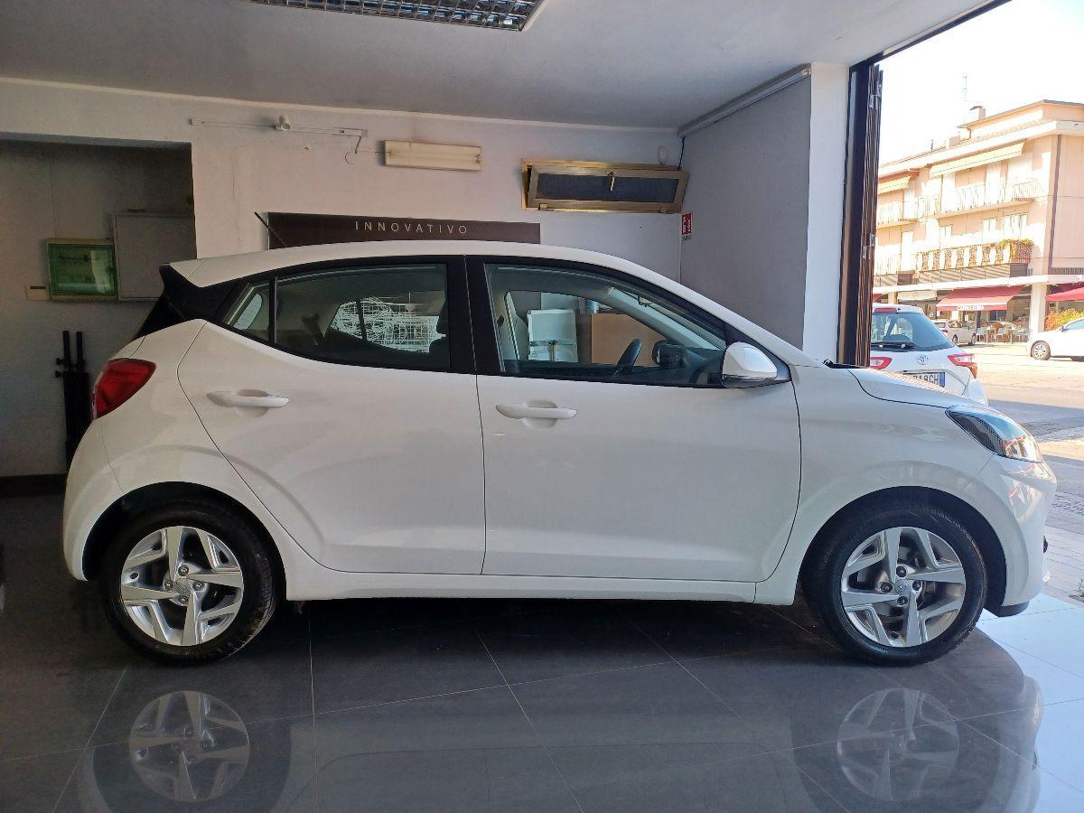 HYUNDAI - i10 - 1.0 MPI con Ecopack Advanced