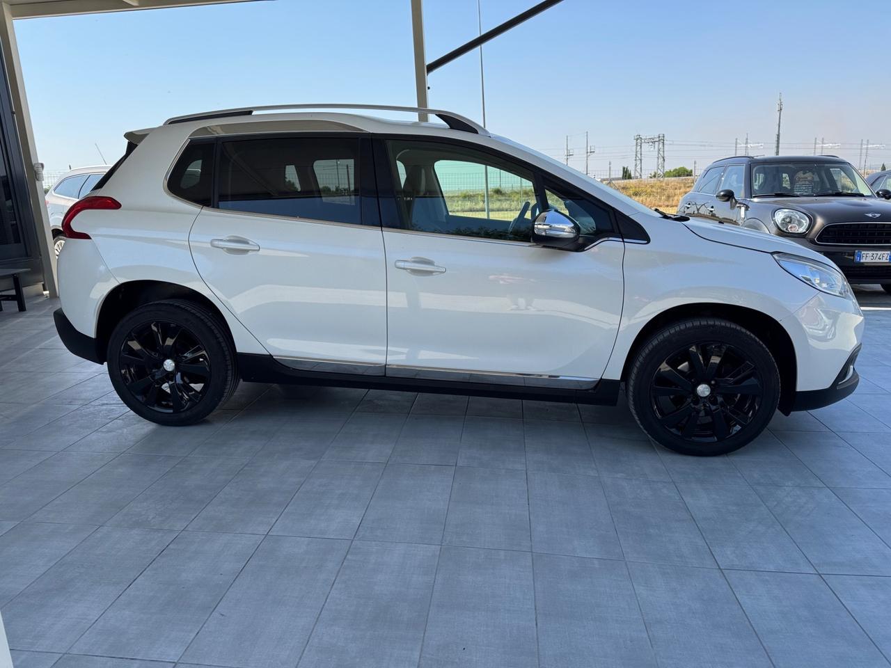 Peugeot 2008 1.6 e-HDi 115 CV Stop&Start Allure