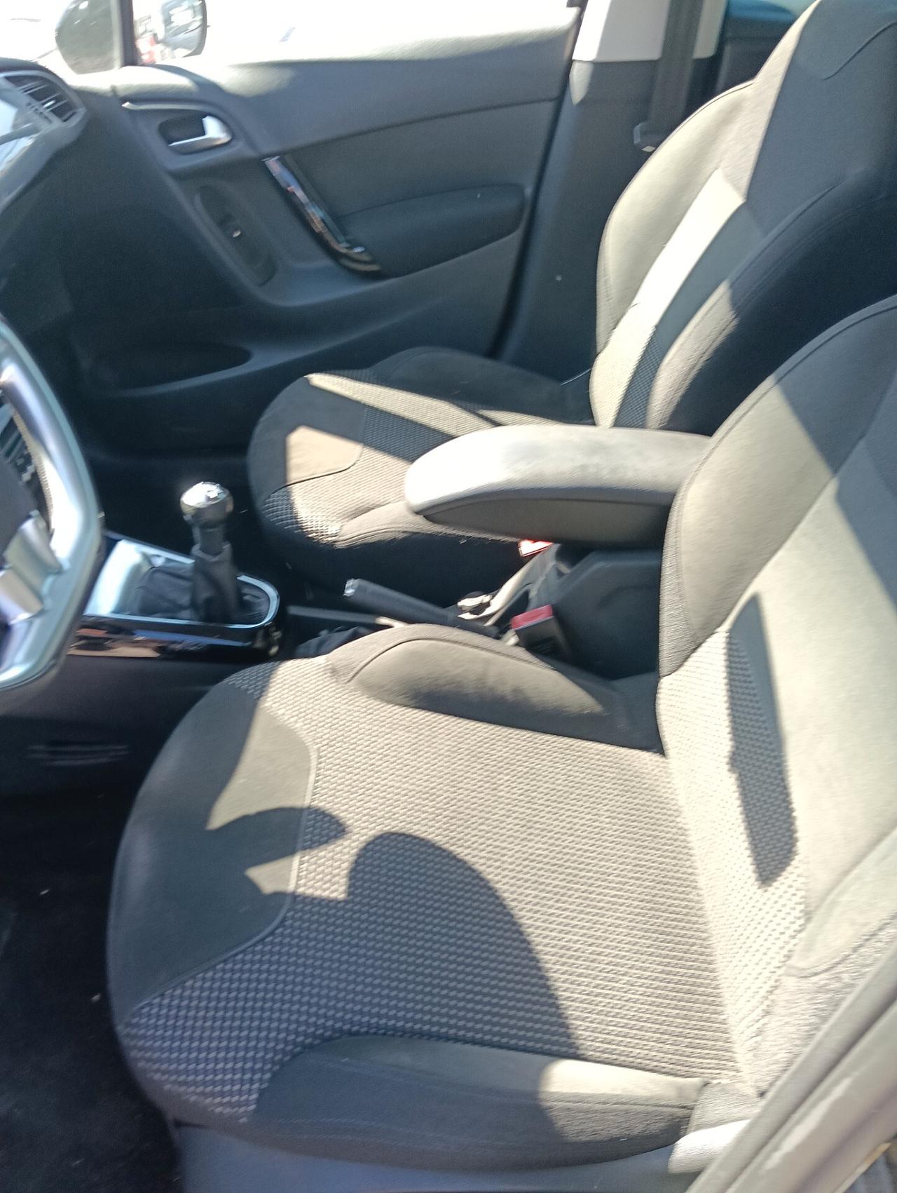 Citroen C3 1.4 VTi 95 GPL Exclusive