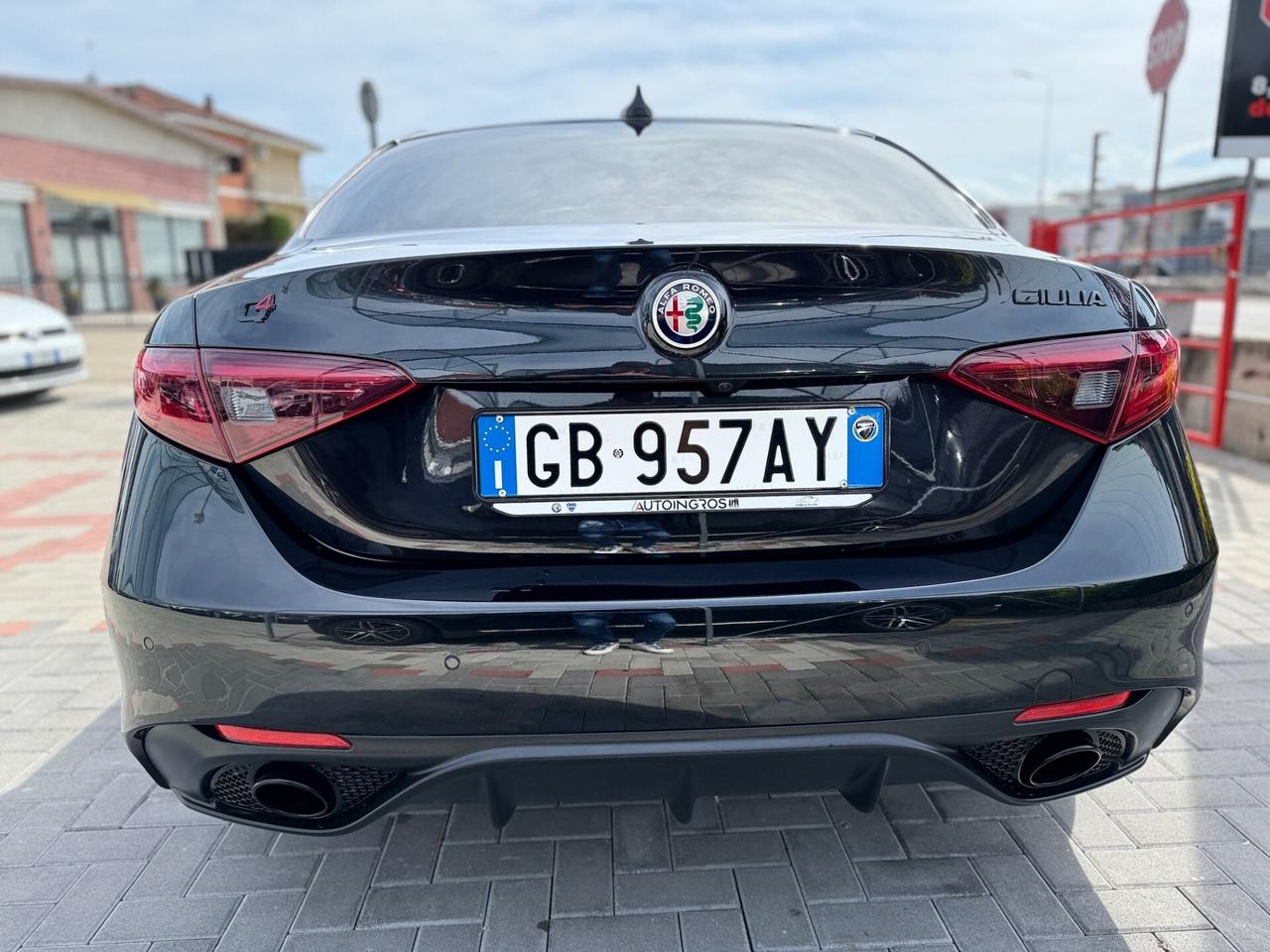 Alfa Romeo Giulia 2.2 210CV AT8 AWD Q4 Veloce