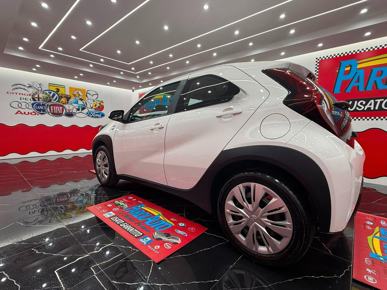 Toyota Aygo X 1.0 72cv 5 porte Lounge - 2023