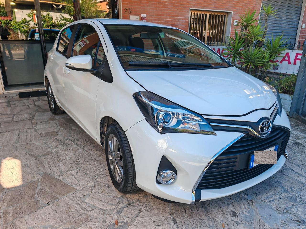 Toyota Yaris 1.0 5 porte Lounge PERFETTA 35MILA KM!!!!!