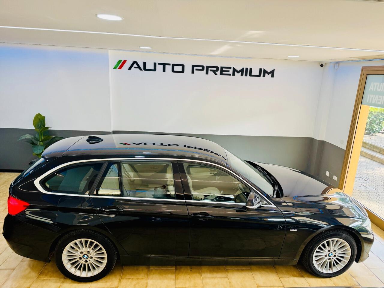 Bmw 316d Touring Luxury Autom/LED/Navi