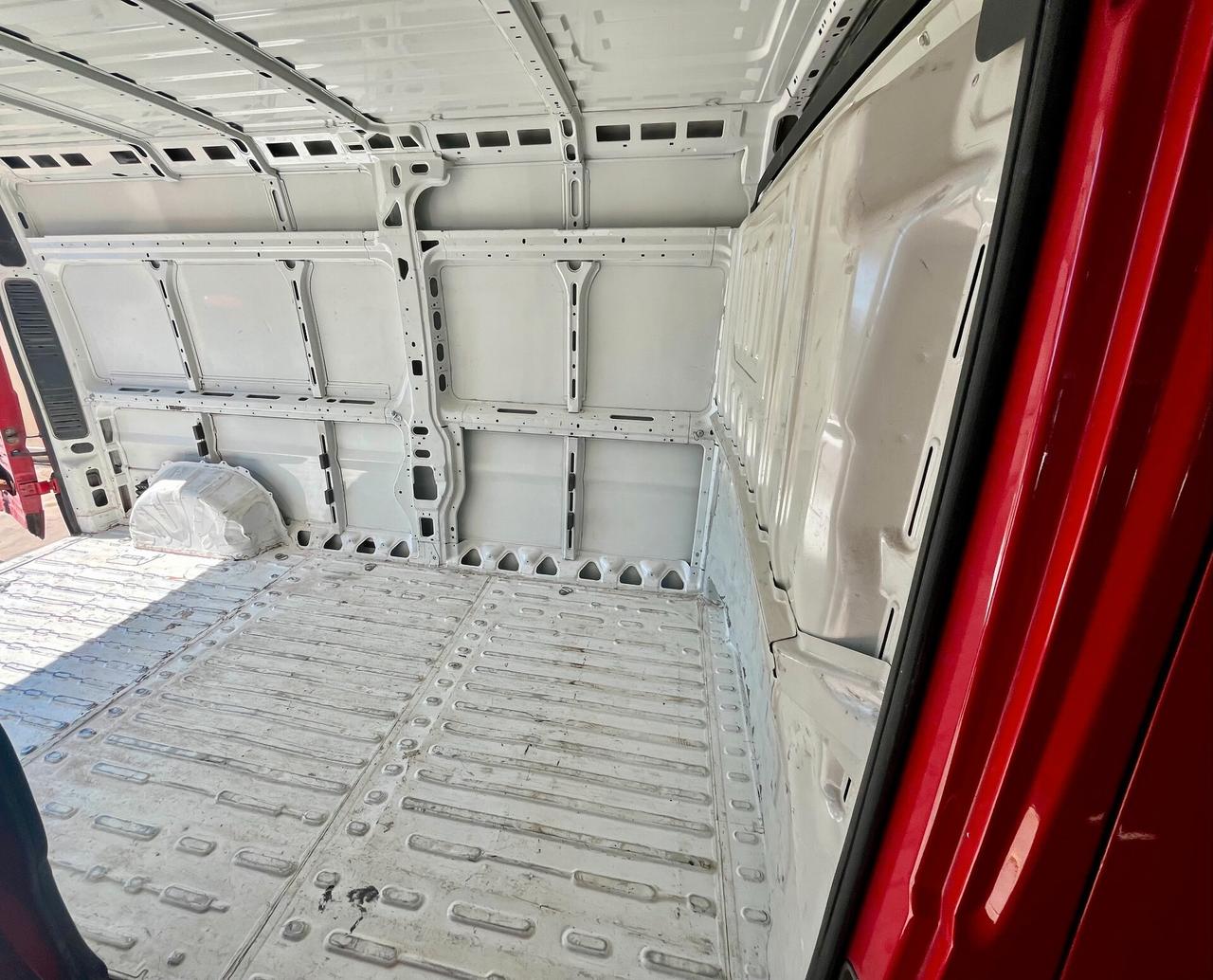 Peugeot Boxer 333 L3 H2 140 CV – Furgone – 2021 – 101.000 km