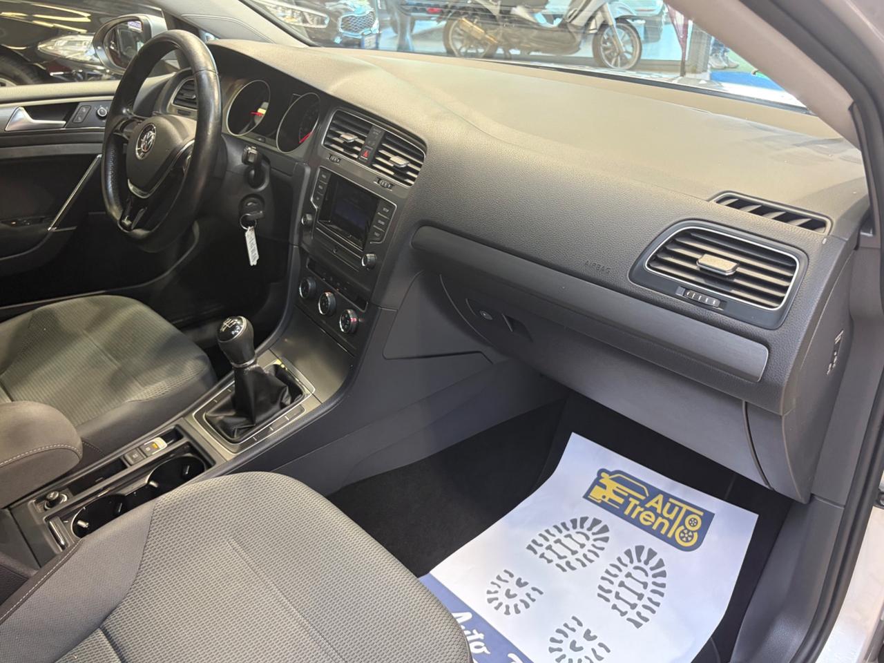 Volkswagen Golf 1.6 TDI DPF 5p. Highline