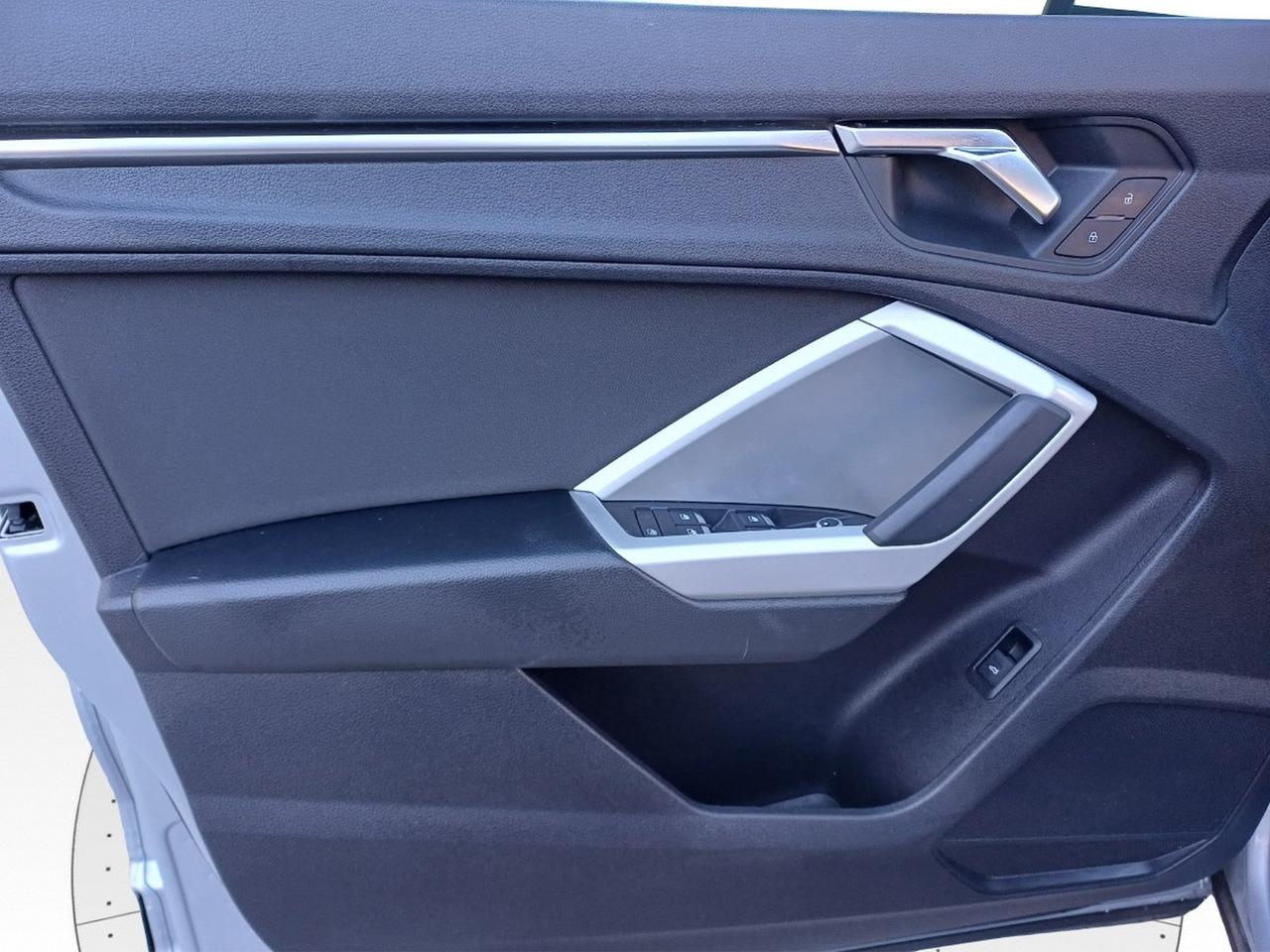 Audi Q3 35 2.0 tdi business advanced quattro s-tronic