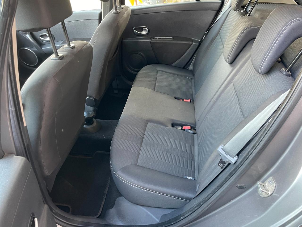 Renault Clio 1.2 5P Live! TAGLIAD DISTRIBUZIONE NEOPATENTATI