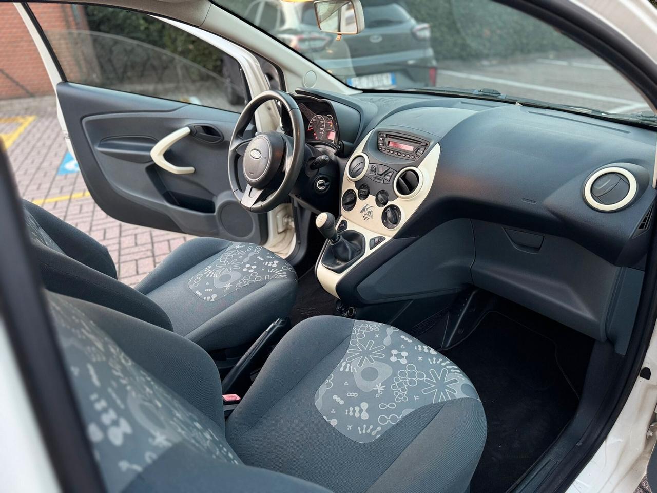 Ford Ka Ka+ 1.2 8V 69CV Titanium