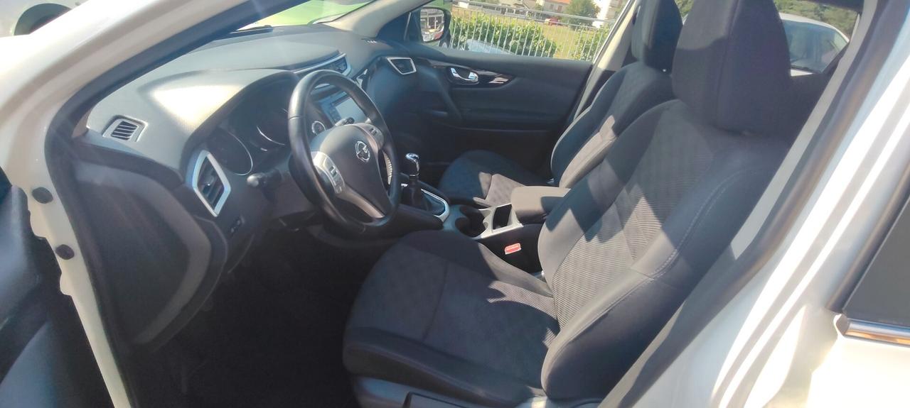 Nissan Qashqai 1.2 DIG-T Tekna