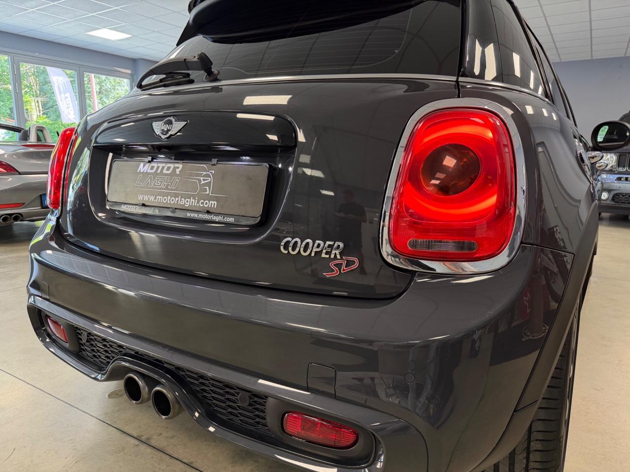 Mini 2.0 Cooper SD aut. Hype 5 porte
