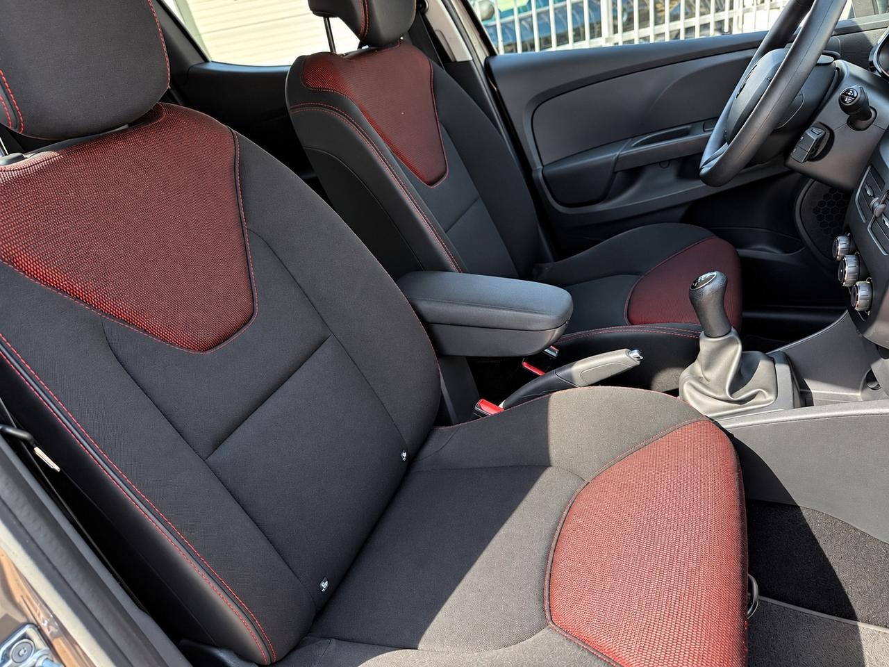 Renault Clio 1.5 dCi 8V 75CV 5 porte Costume National