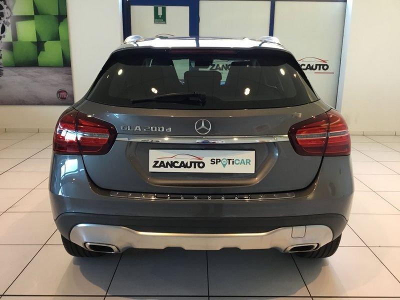 Mercedes-Benz GLA GLA 200 d Business