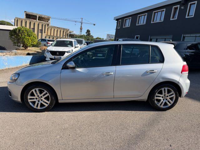 VOLKSWAGEN Golf 1.6
