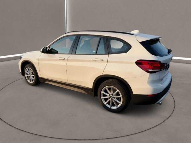 BMW X1 004367 - xDrive18d Advantage