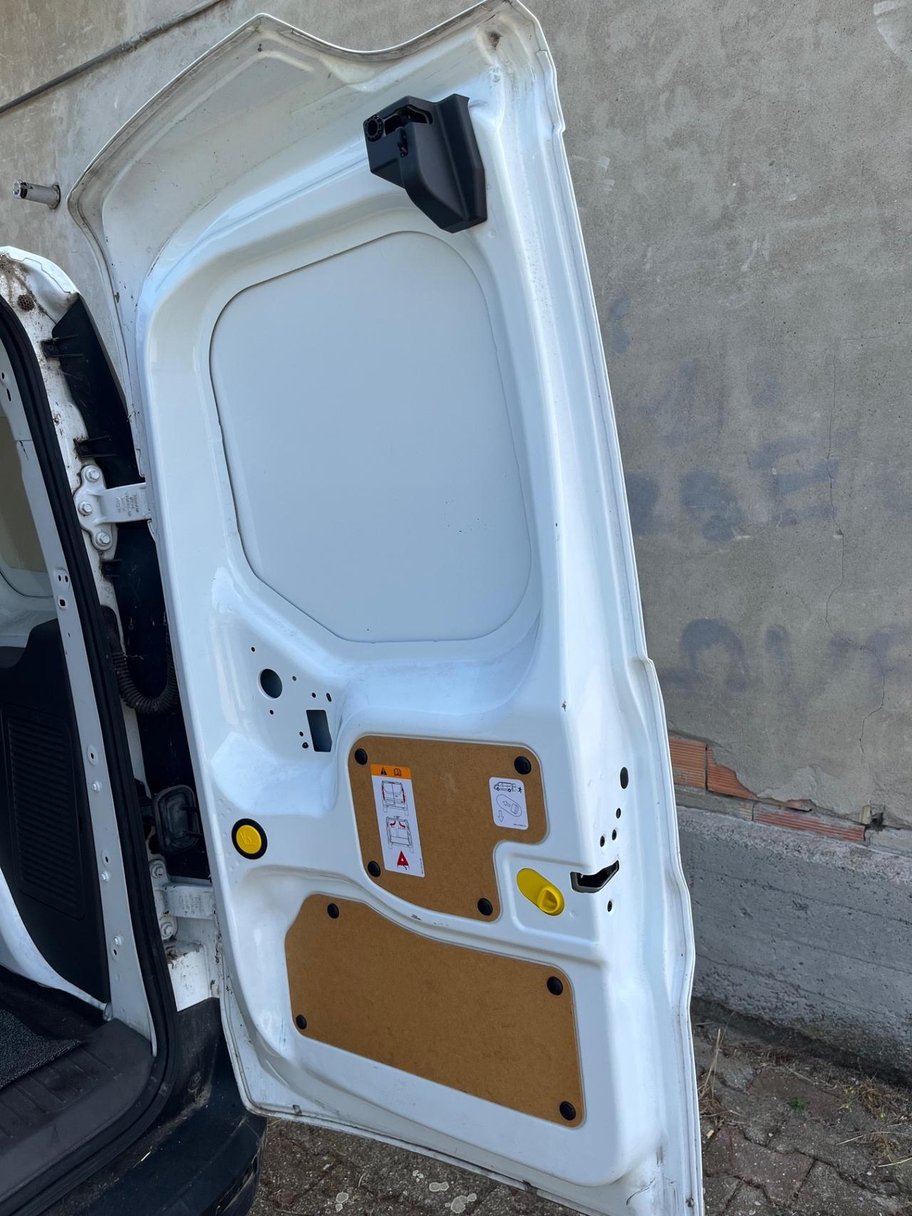 Ford Transit Connect 2019 1.5 DIESEL INCIDENTATO