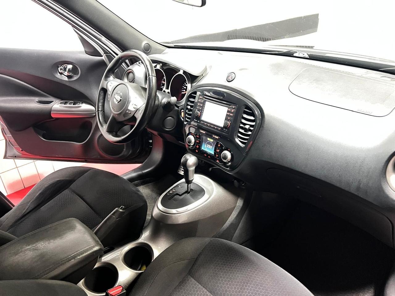 Nissan Juke 1.6 DIG-T 190 MCVT 4WD Tekna