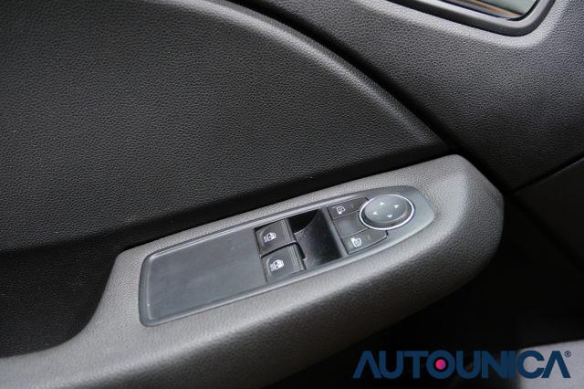 RENAULT Clio TCE 90 CV 5 PORTE BUSINESS NEOPATENTATI