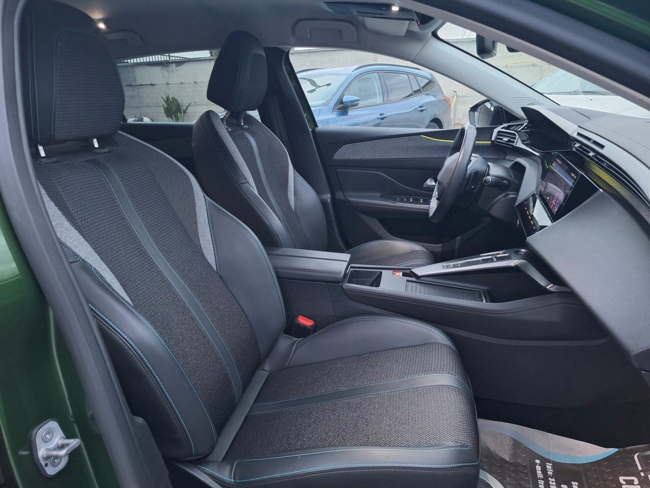 Peugeot 308 BlueHDi 130 S&S Allure Pack 1.5 Nav+Retrocam