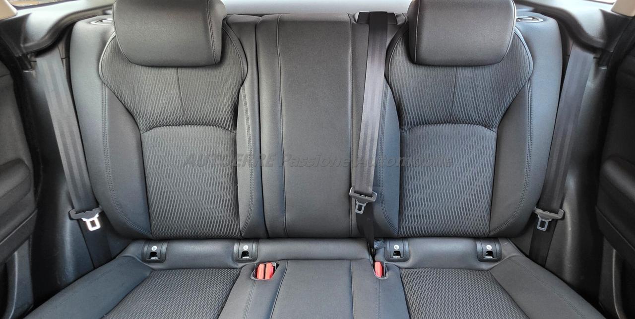 Land Rover Range Evoque 2.0 TD4 150 CV 5p. Pure