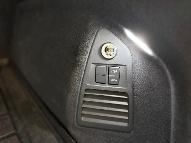 Volkswagen Touareg 3.0 V6 TDI SCR R-LINE
