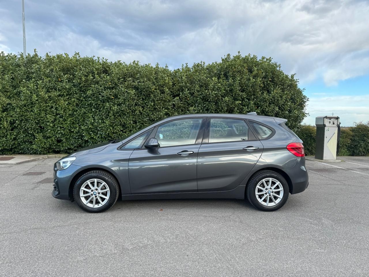 Bmw 216 216d Active Tourer Sport Euro6 Ok Neopatentati