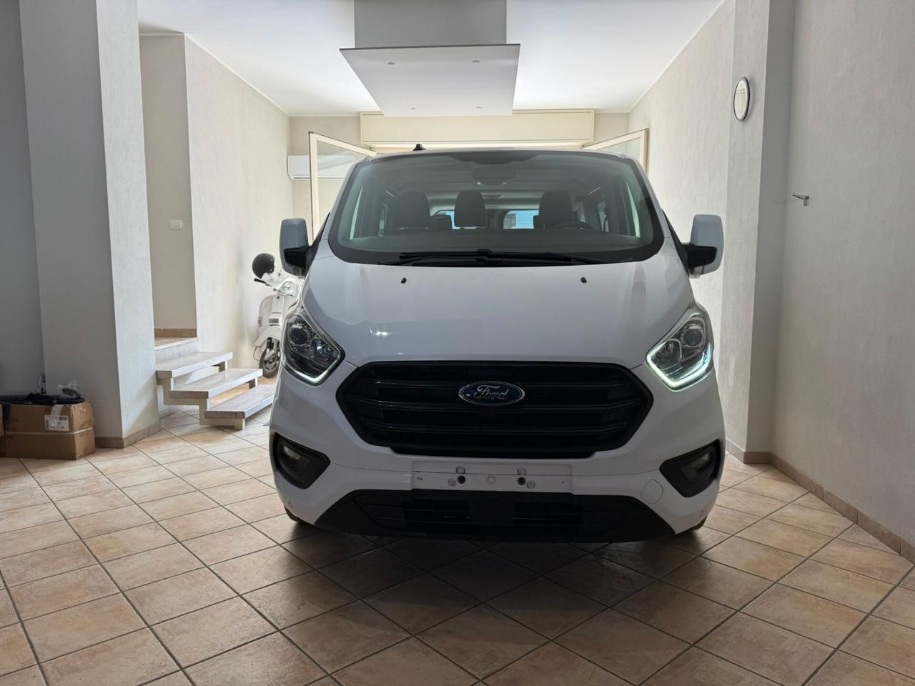 Ford Transit Tourneo Custom 9 POSTI 320 2.0 TDCI EcoBlue PC Combi Trend