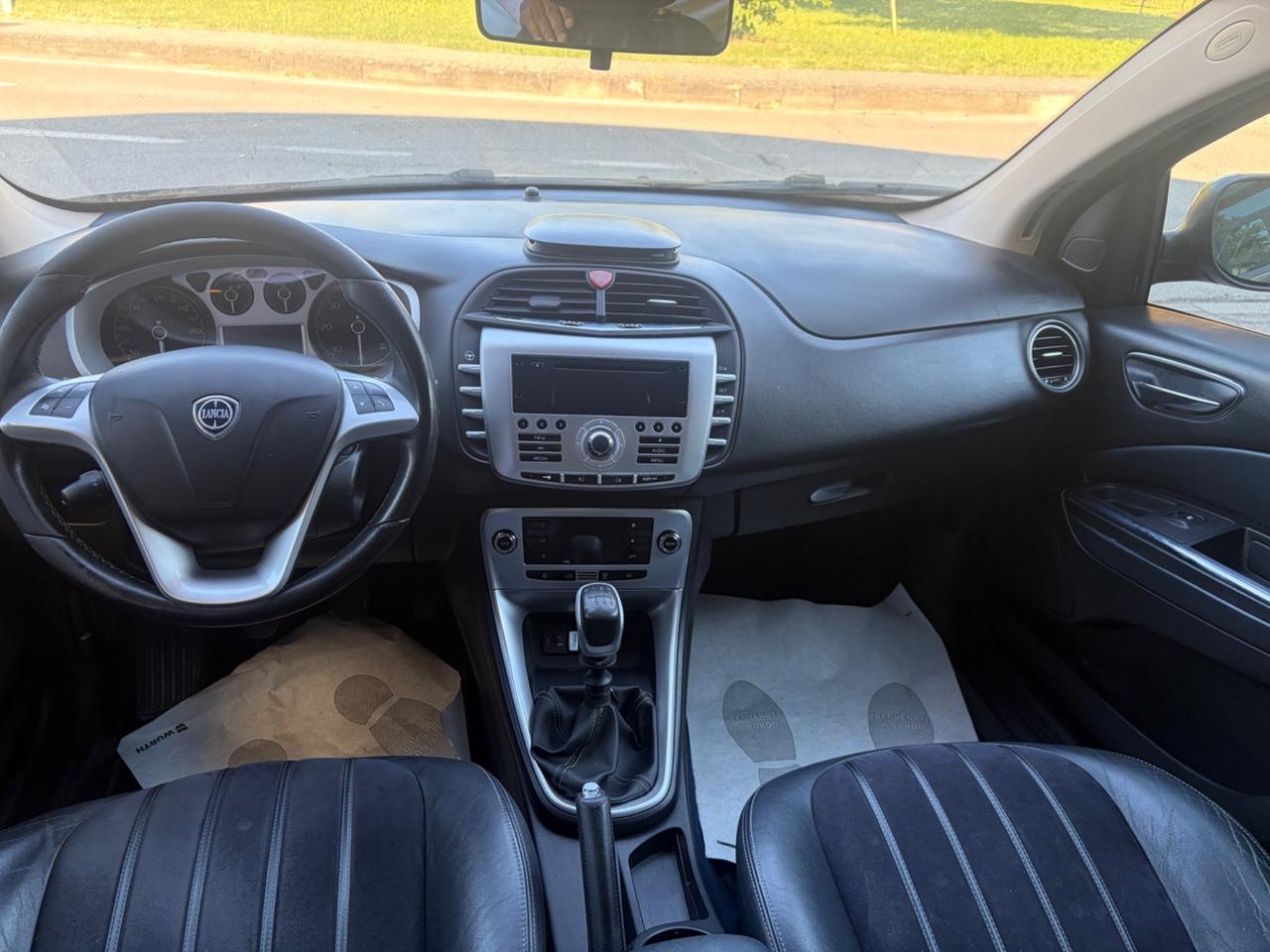 Lancia Delta 1.6 MJT DPF 120 CV Gold