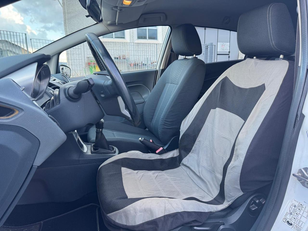 Ford Fiesta 1.2 60CV