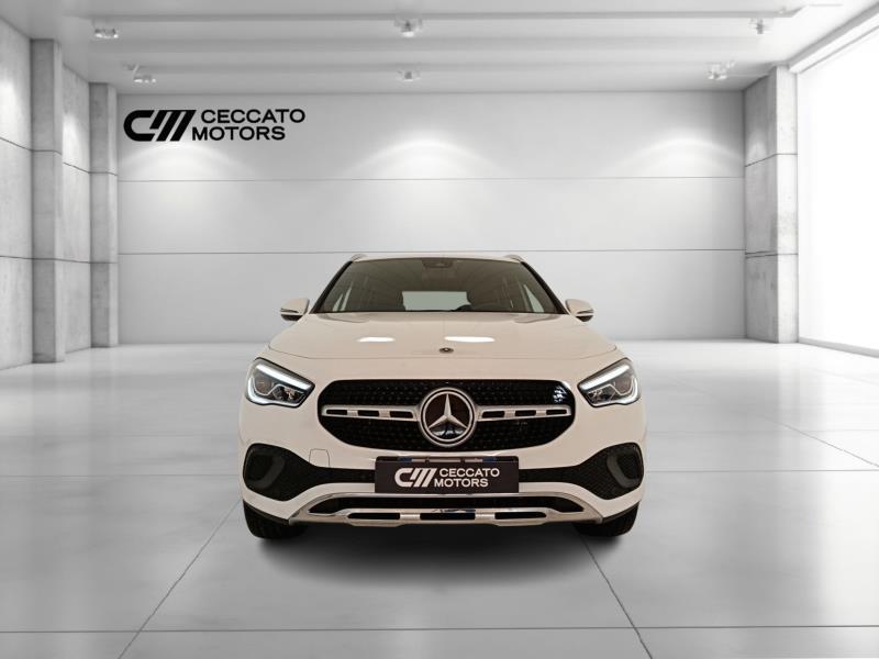 Mercedes GLA 180 180 D Sport Plus 8G-DCT