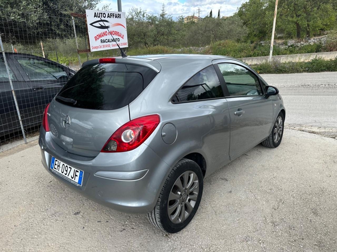 Opel Corsa 1.2 Benzina 86 cavalli