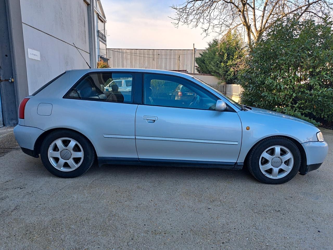 Audi A3 1.8 TURBO 20V 150 cv