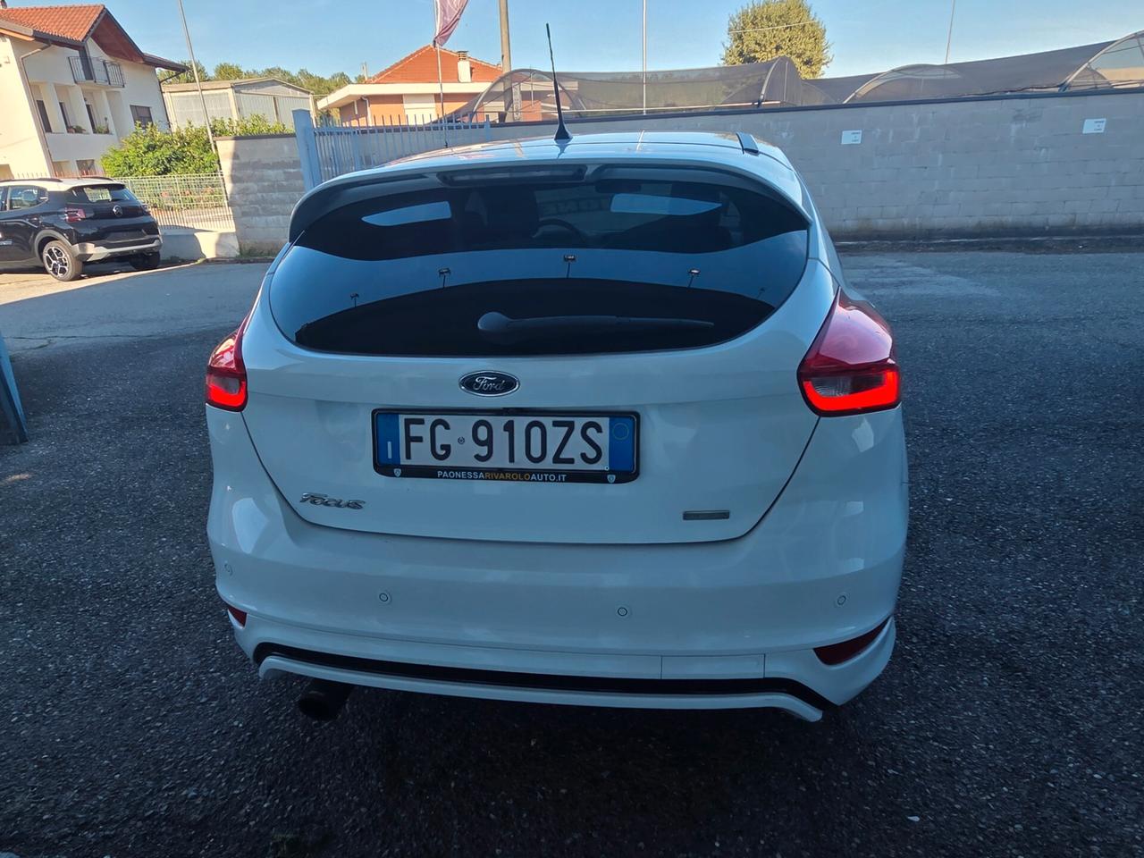 Ford Focus 125 CV ST Line