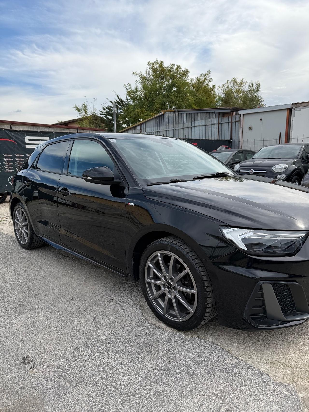 Audi A1 SPB 30 TFSI S tronic line edition