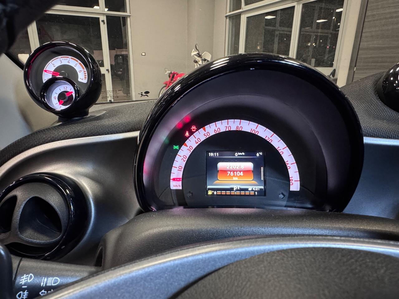 SMART FOR FOUR 900 BENZINA AUTOMATICA PASSION