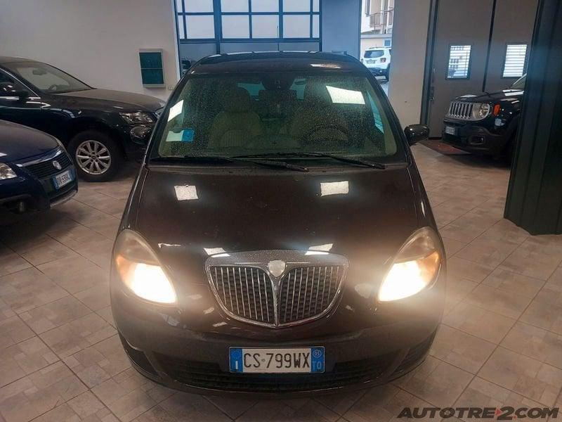 Lancia Musa 1.4 16V Platino