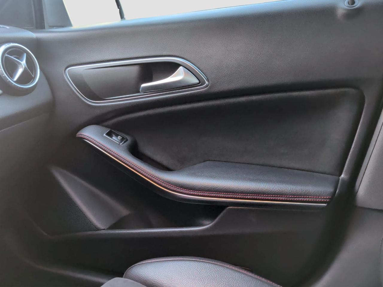 Mercedes-benz CLA 200 d Automatic Premium 2019