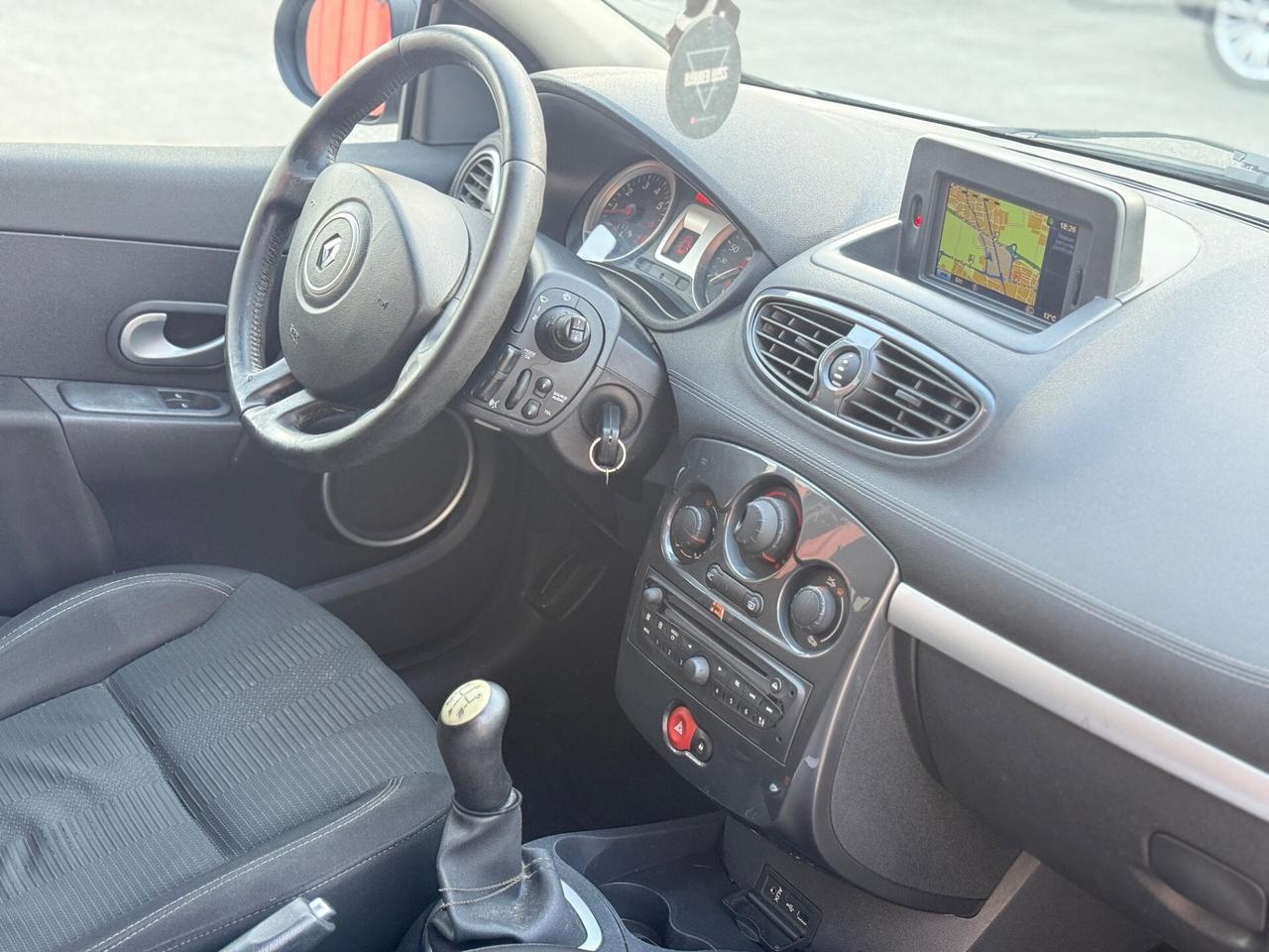 Renault Clio 1.2 16V 5 porte Confort