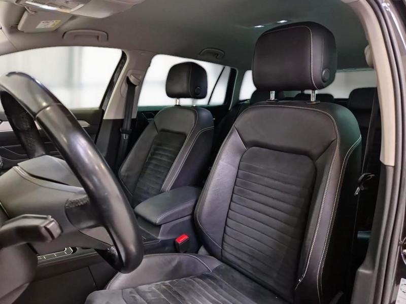 VOLKSWAGEN PASSAT VARIANT 2.0 TDI SCR EVO 110kW Executive BMT