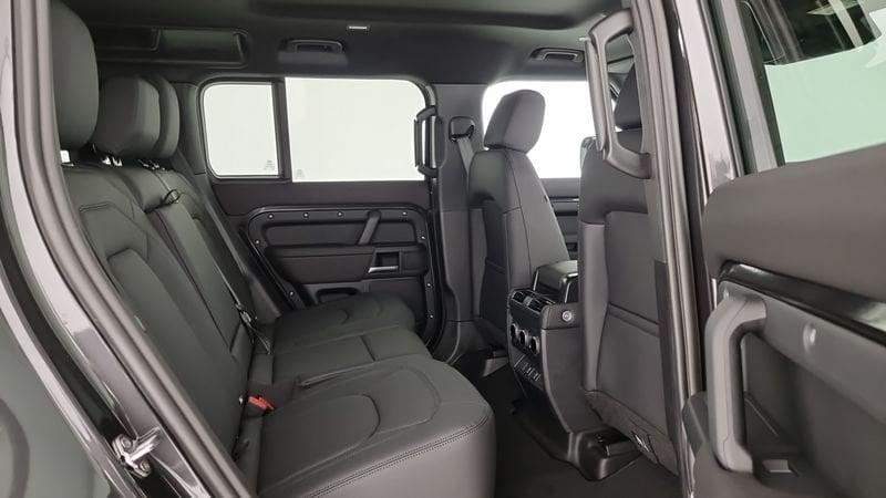 Land Rover Defender 110 3.0D I6 200 CV AWD Auto X-Dynamic SE